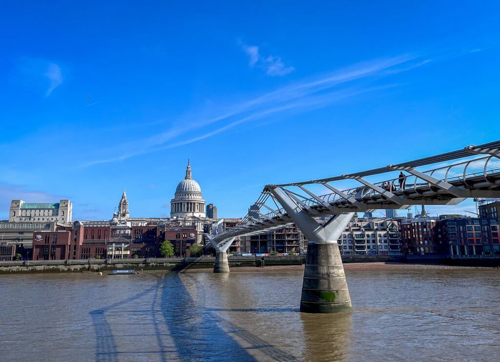 Londen millennium bridge