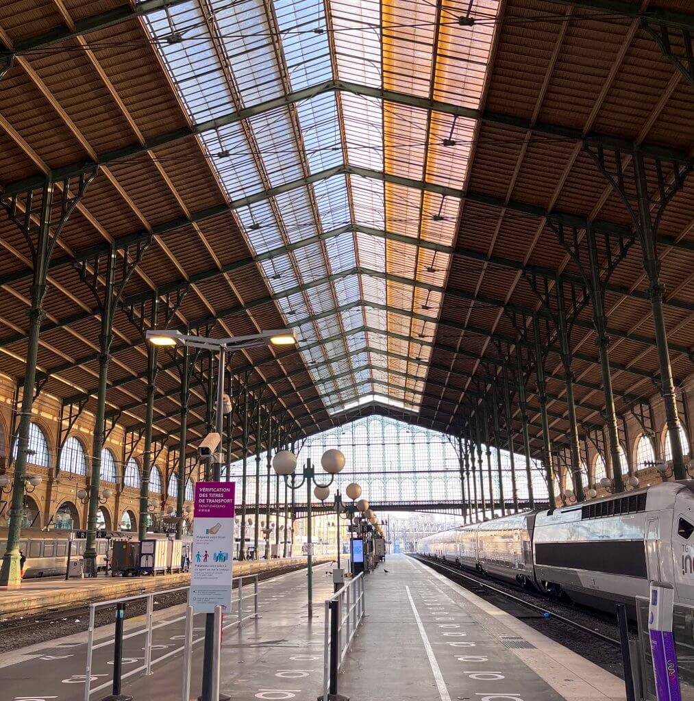 Parijs Gare du Nord perron