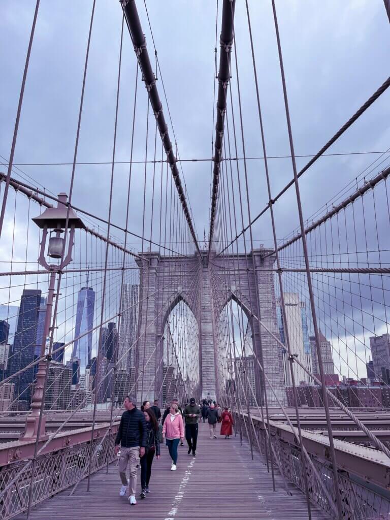 NYC Brooklyn Bridge lantaarnpaal